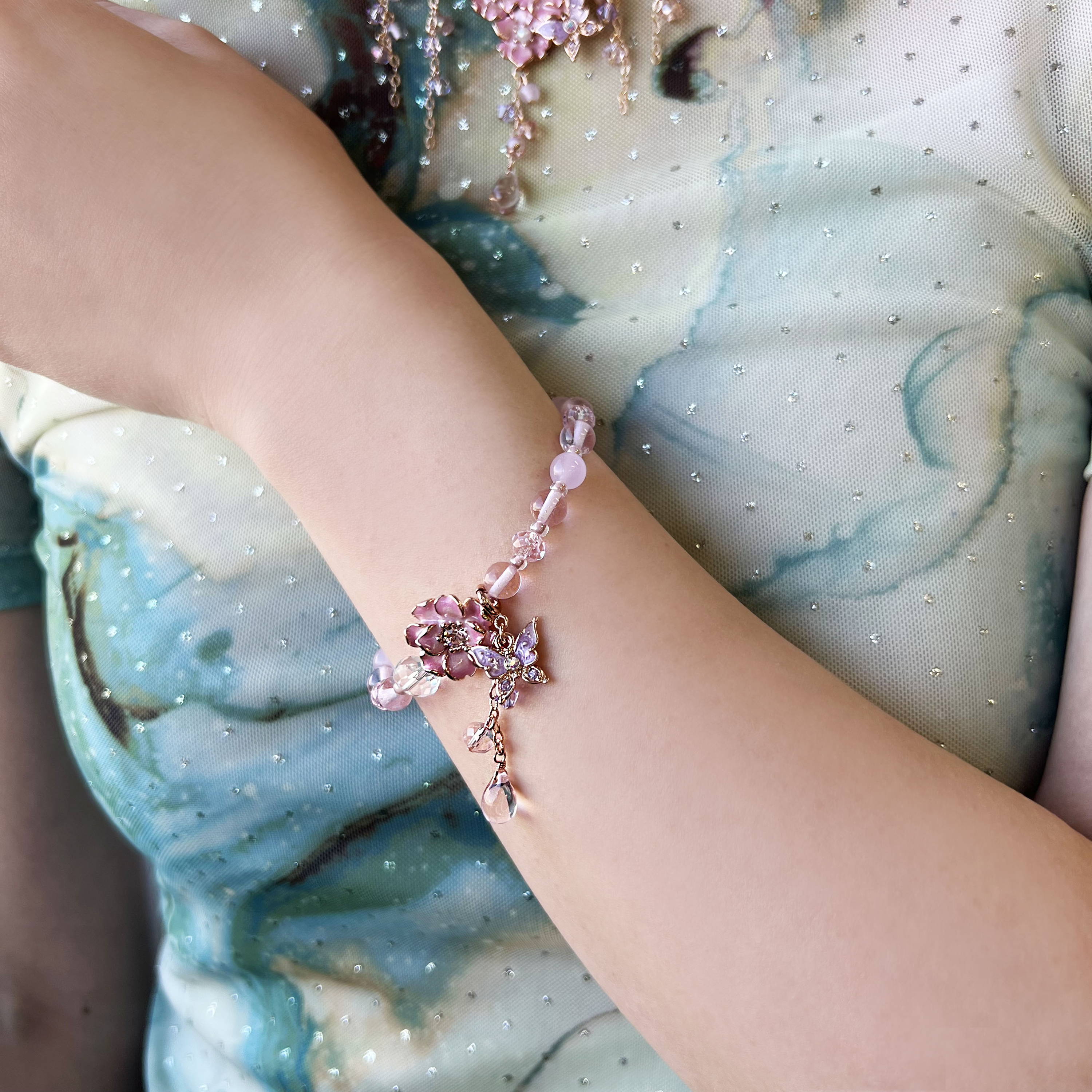 ANNA SUI アナスイ ビジュー 蝶 バタフライ ネックレス 大ぶり 箱付 蝶モチーフ ネックレス